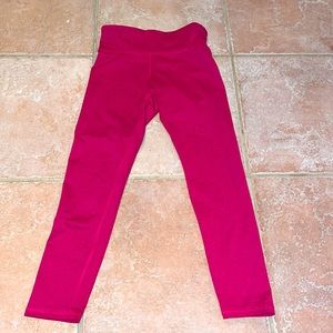 Old navy go dry leggings for girls. Size 8